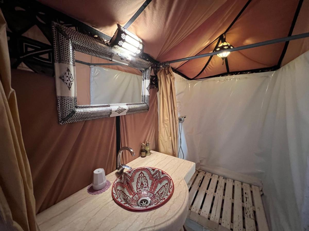 Luxury Traditional Tent Camp Мерзуга Экстерьер фото