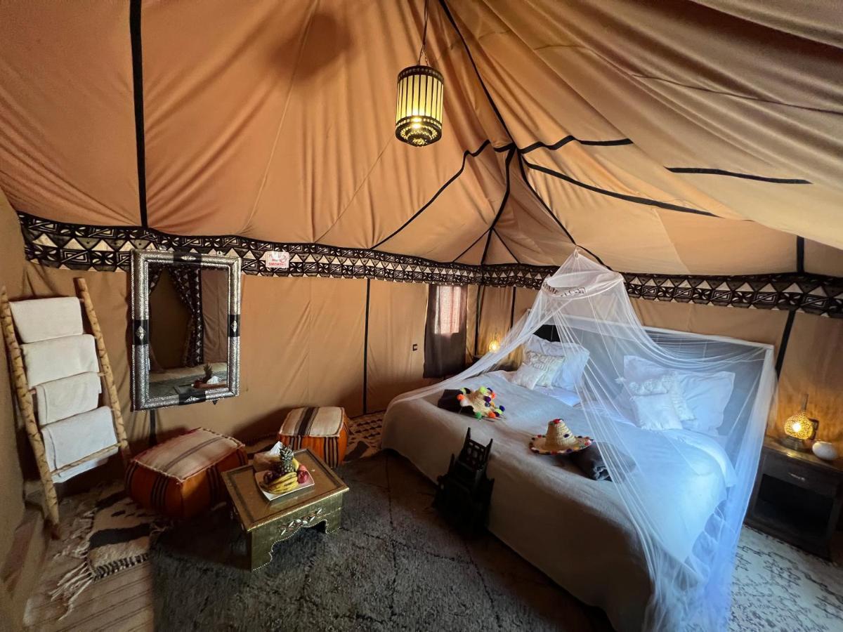 Luxury Traditional Tent Camp Мерзуга Экстерьер фото